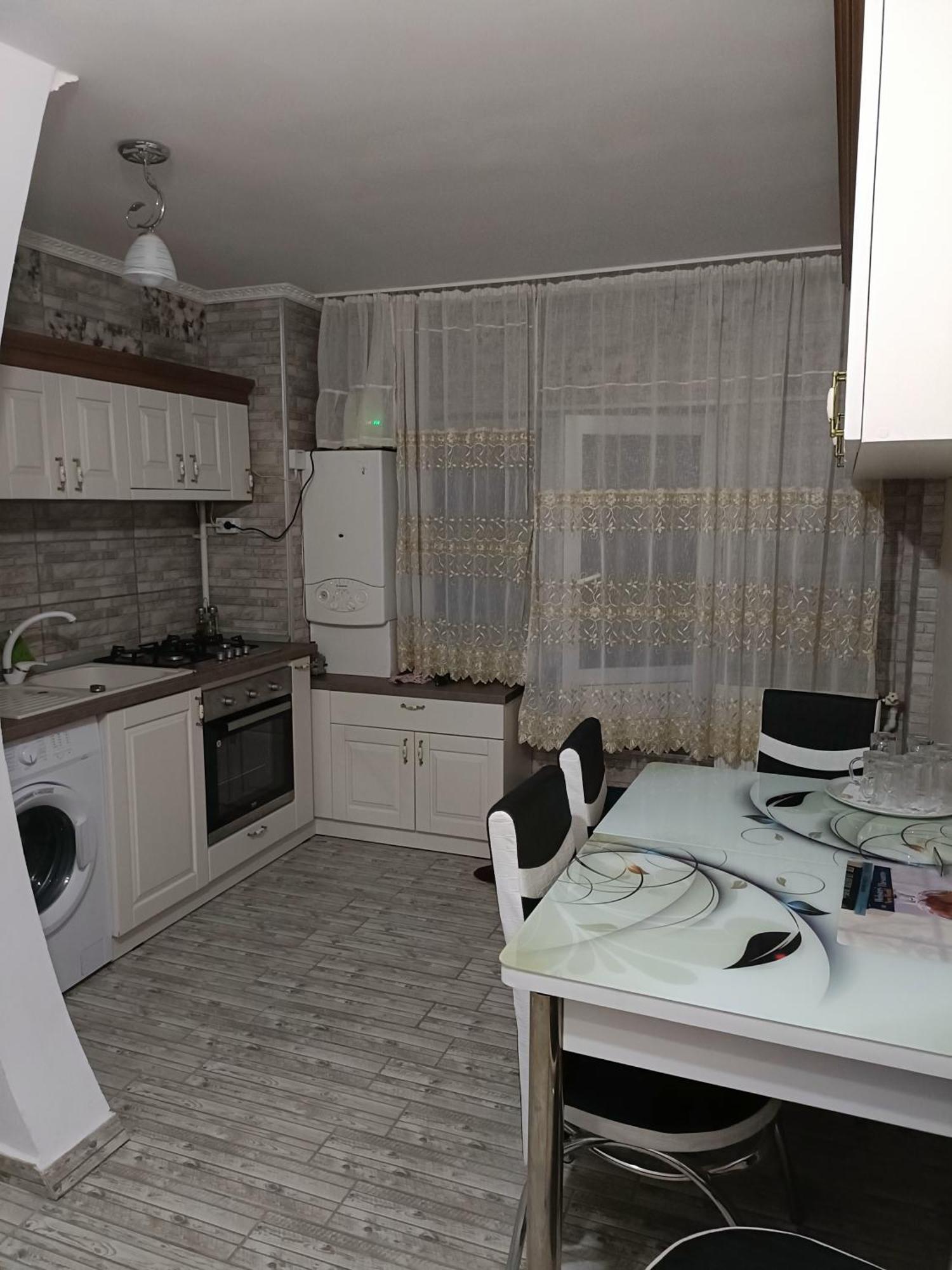 Apartament Manu Tg Neamt Targu Neamt Extérieur photo